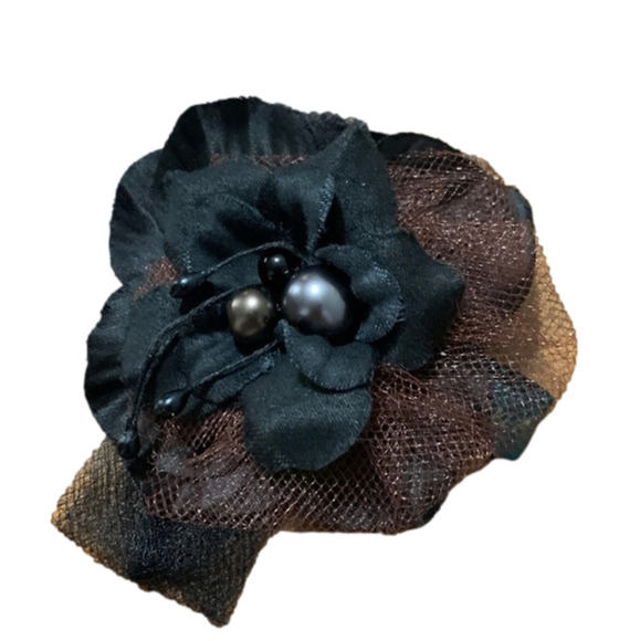 Petal Pops by Miss Janet 100% hand-stitched floral hair, hat or lapel accessory - Picture 1 of 5